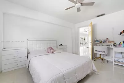 8197 W 14th Ct, Hialeah, FL 33014 - Photo 26