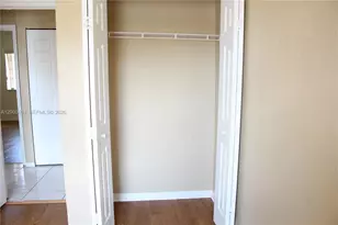 6962 NW 179th St, Hialeah, FL 33015 - Photo 8