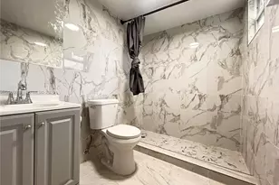 1354 NW 69th St, Miami, FL 33147 - Photo 18