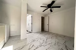 1354 NW 69th St, Miami, FL 33147 - Photo 20