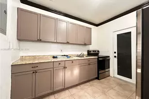 1354 NW 69th St, Miami, FL 33147 - Photo 34