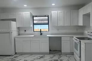 6560 SW 49th St, Davie, FL 33314 - Photo 2