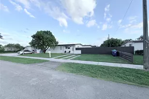 11020 SW 42nd Terrace, Miami, FL 33165 - Photo 20