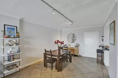 300 Bayview Dr #PH10, Sunny Isles Beach, FL 33160 - Photo 12