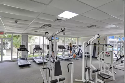 300 Bayview Dr #PH10, Sunny Isles Beach, FL 33160 - Photo 24