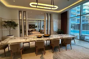 77 SE 5th St, Miami, FL 33131 - Photo 26