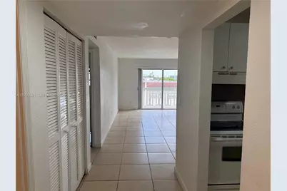 15201 NE 6th Ave #C304, Miami, FL 33162 - Photo 6