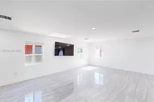 1886 NW 68th St, Miami, FL 33147 - Photo 6