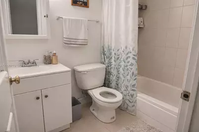 835 SW 2nd St #205, Miami, FL 33130 - Photo 6