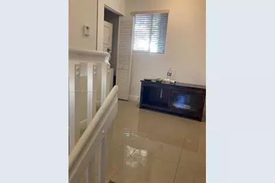 835 SW 2nd St #205, Miami, FL 33130 - Photo 4