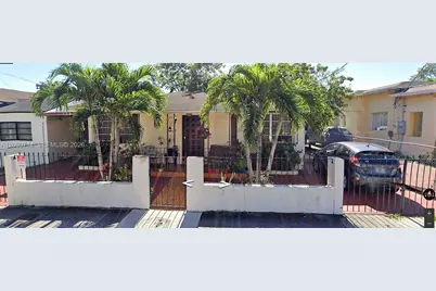 910 SW 9th St, Miami, FL 33130 - Photo 1