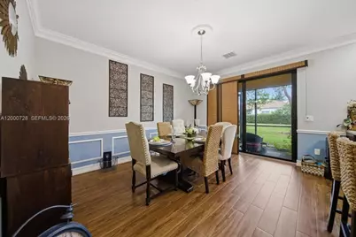 110 E Riverwalk Cir E, Plantation, FL 33325 - Photo 4