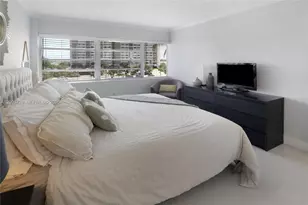 220 N Kings Point Dr, Sunny Isles Beach, FL 33160 - Photo 16