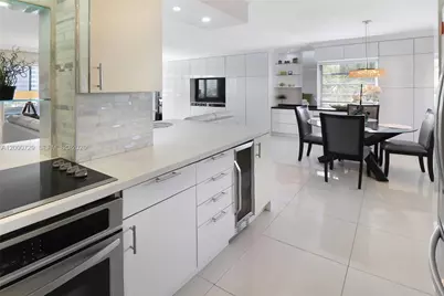 220 N Kings Point Dr #415, Sunny Isles Beach, FL 33160 - Photo 14
