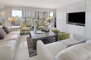 220 N Kings Point Dr, Sunny Isles Beach, FL 33160 - Photo 1