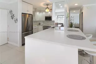 220 N Kings Point Dr, Sunny Isles Beach, FL 33160 - Photo 12