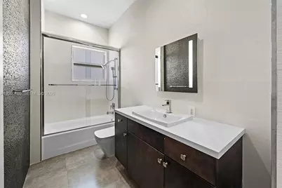 552 Palm Drive, Hallandale Beach, FL 33009 - Photo 52