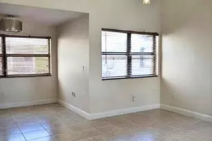 9970 NW 9th St Cir, Miami, FL 33172 - Photo 4