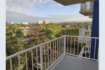 4550 NW 9th St #706E, Miami, FL 33126 - Photo 18