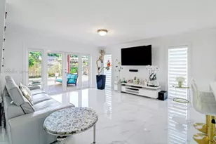 3736 SW 107th Ct, Miami, FL 33165 - Photo 14