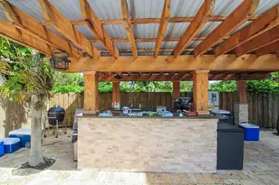 3736 SW 107th Ct, Miami, FL 33165 - Photo 12