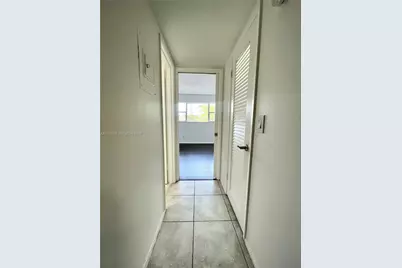 250 Layne Blvd #204, Hallandale Beach, FL 33009 - Photo 4
