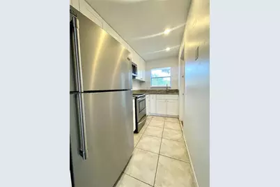 250 Layne Blvd #204, Hallandale Beach, FL 33009 - Photo 10