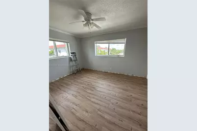 2415 Lincoln St #307, Hollywood, FL 33020 - Photo 4