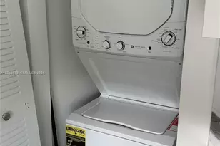 645 Palmetto Dr, Miami Springs, FL 33166 - Photo 12