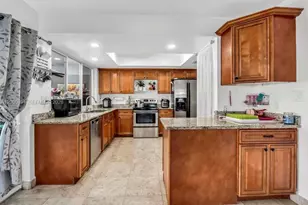 1301 N 74th Terrace, Hollywood, FL 33024 - Photo 16