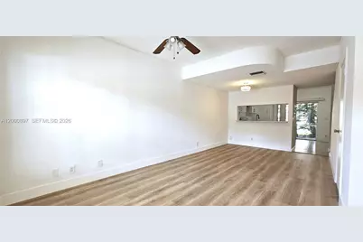 46 Simonton Cir, Weston, FL 33326 - Photo 2