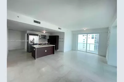 1900 N Bayshore Dr #3311, Miami, FL 33132 - Photo 2