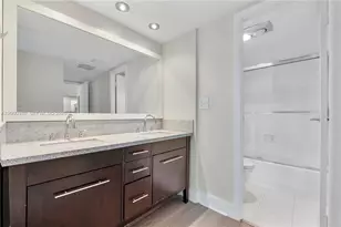 20335 W Country Club Dr, Aventura, FL 33180 - Photo 26
