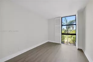 20335 W Country Club Dr, Aventura, FL 33180 - Photo 22