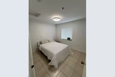 171 Riviera Cir #61, Weston, FL 33326 - Photo 2