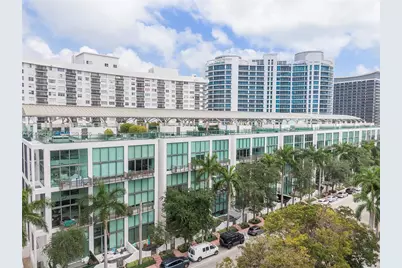 6000 Collins Ave #527, Miami Beach, FL 33140 - Photo 1
