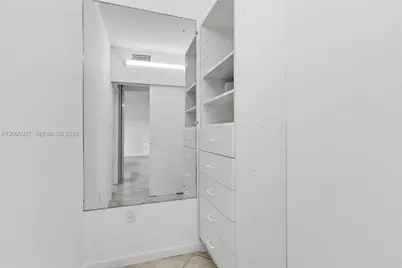 500 Bayview Dr #1930, Sunny Isles Beach, FL 33160 - Photo 32