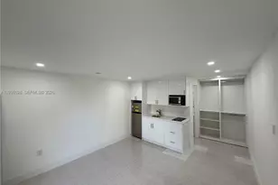 6820 SW 5th St, Miami, FL 33144 - Photo 6