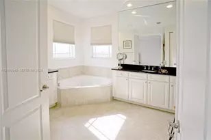 8630 Lakeside Bnd, Parkland, FL 33076 - Photo 16