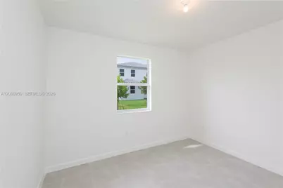 2636 SE 8th Ct, Homestead, FL 33035 - Photo 10