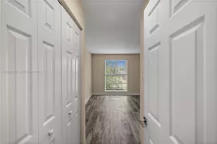 9441 SW 76th St, Miami, FL 33173 - Photo 20