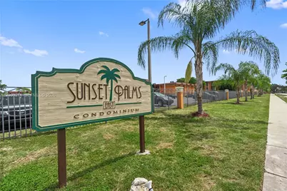 9441 SW 76th St #V32, Miami, FL 33173 - Photo 1