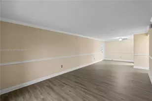 9441 SW 76th St, Miami, FL 33173 - Photo 16