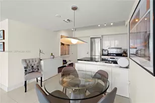 92 SW 3rd St, Miami, FL 33130 - Photo 8