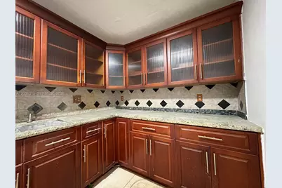 2531 NW 88th St #2531, Miami, FL 33147 - Photo 2