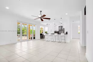 4467 Fox Glove Ln, Weston, FL 33331 - Photo 12