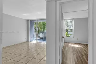 210 Fontainebleau Blvd, Miami, FL 33172 - Photo 8