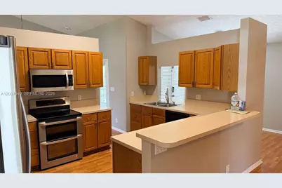 11540 NW 27th Ct #-, Plantation, FL 33323 - Photo 16