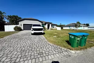 209 SE 26th Terrace, Cape Coral, FL 33904 - Photo 2