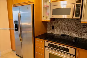 6365 Collins Ave, Miami Beach, FL 33141 - Photo 16